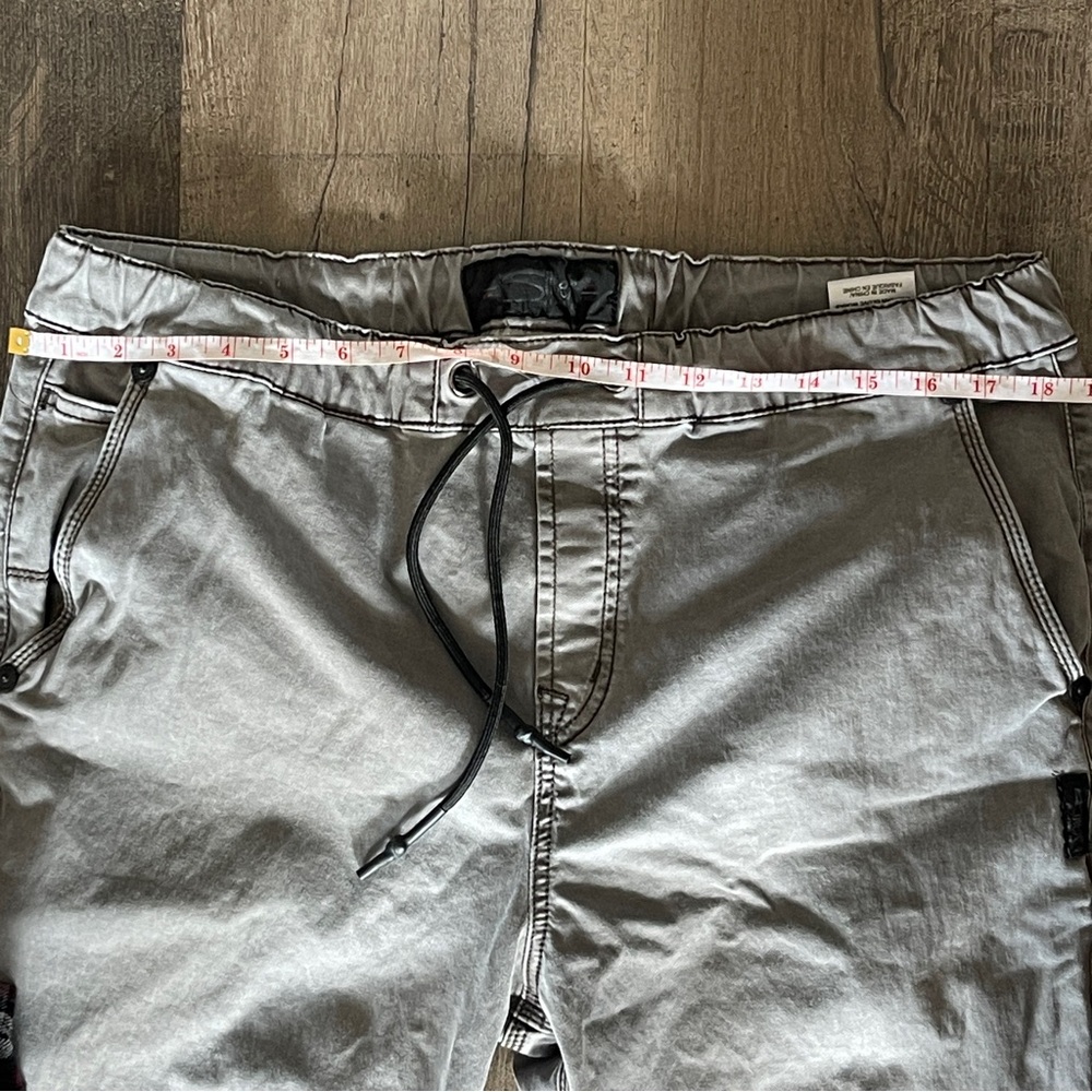 Men’s Silver Jogger Ash Brown Colored Size Large - Picture 2 of 14